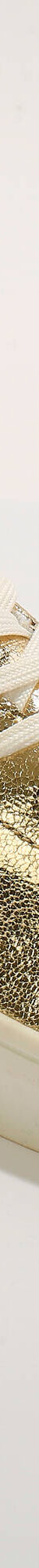 Baskets métallisées à lacets. (doré) Baskets métallisées à lacets. (doré)